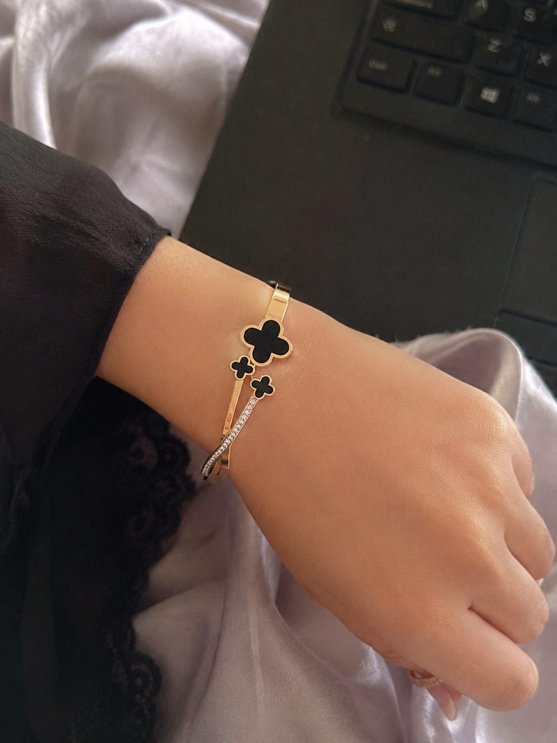 Clover Crystal cuff Bracelet